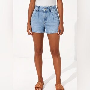 AE Paperbag High Rise Denim Mom Shorts Light Wash Size 0 American Eagle